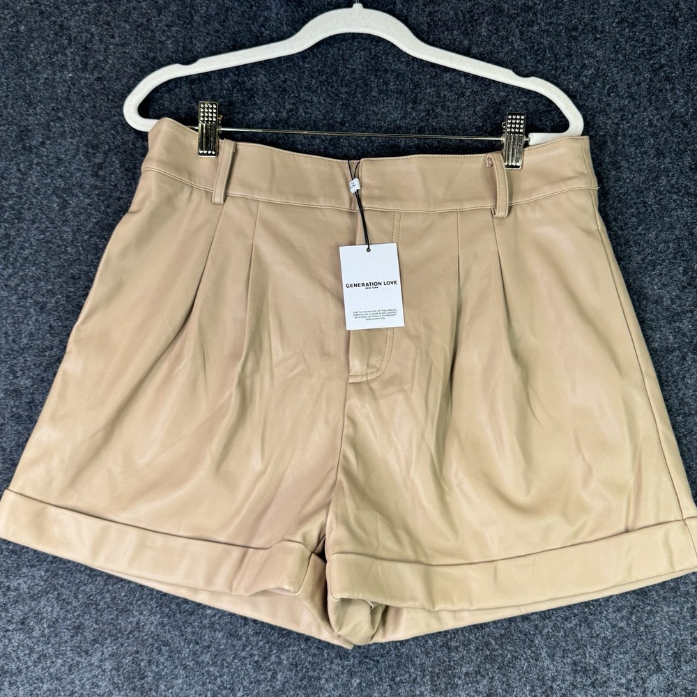 Generation Love Womens L Vegan Leather Shorts Beige Pleated High Rise NWT